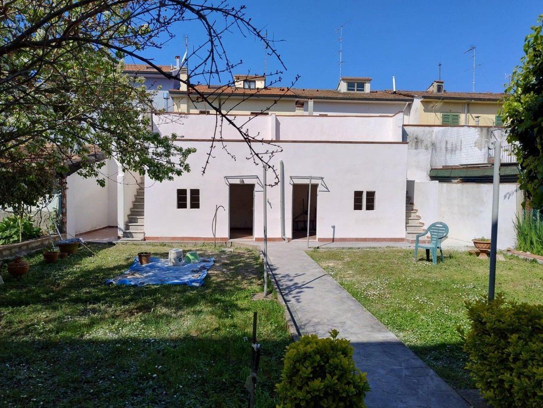 Villa in Ponzano-Carraia, Empoli, Tuscany 1 - 14374435