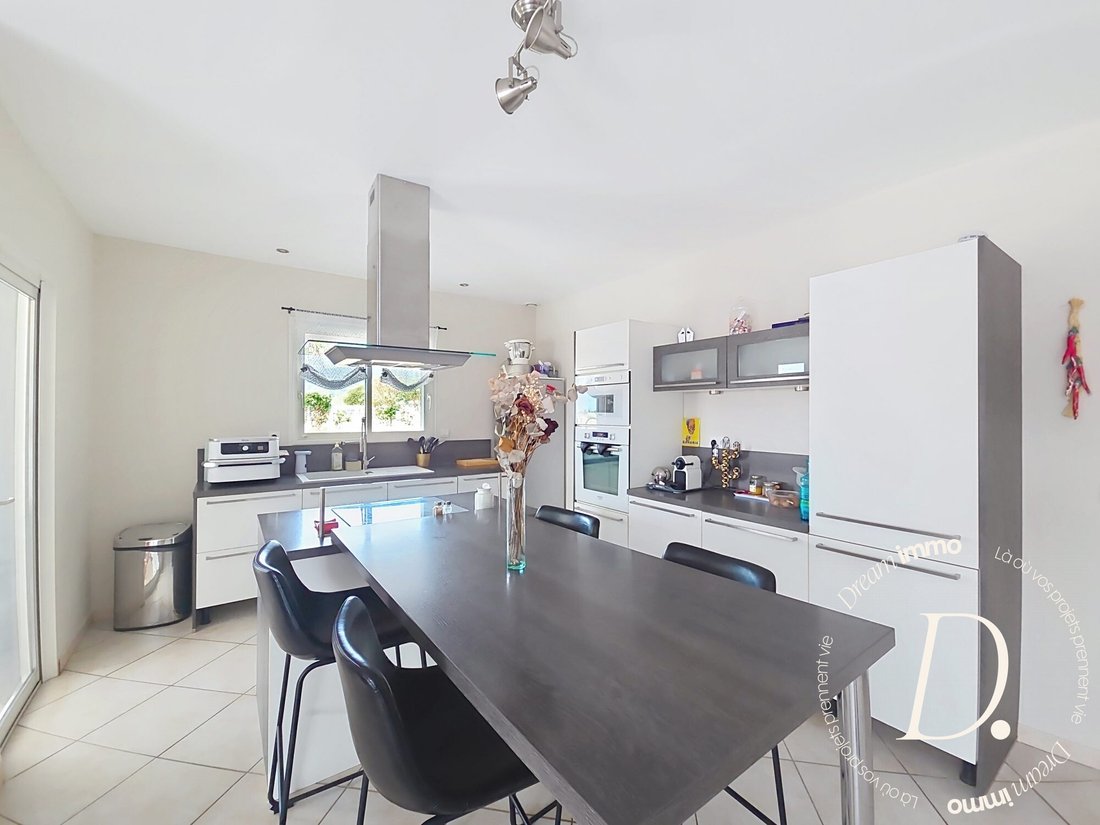 Villa in Cessenon-sur-Orb, Occitania, France 2 - 17512846