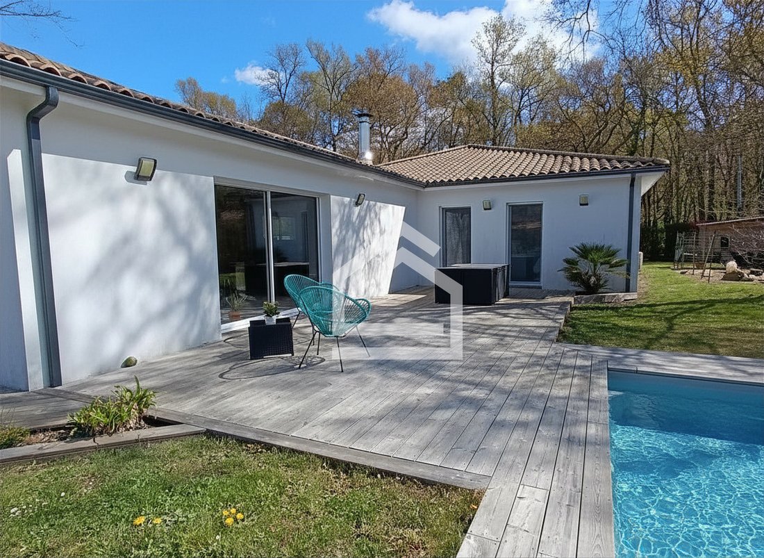 House in Centre Bourg, Le Taillan-Médoc, France 3 - 17515546