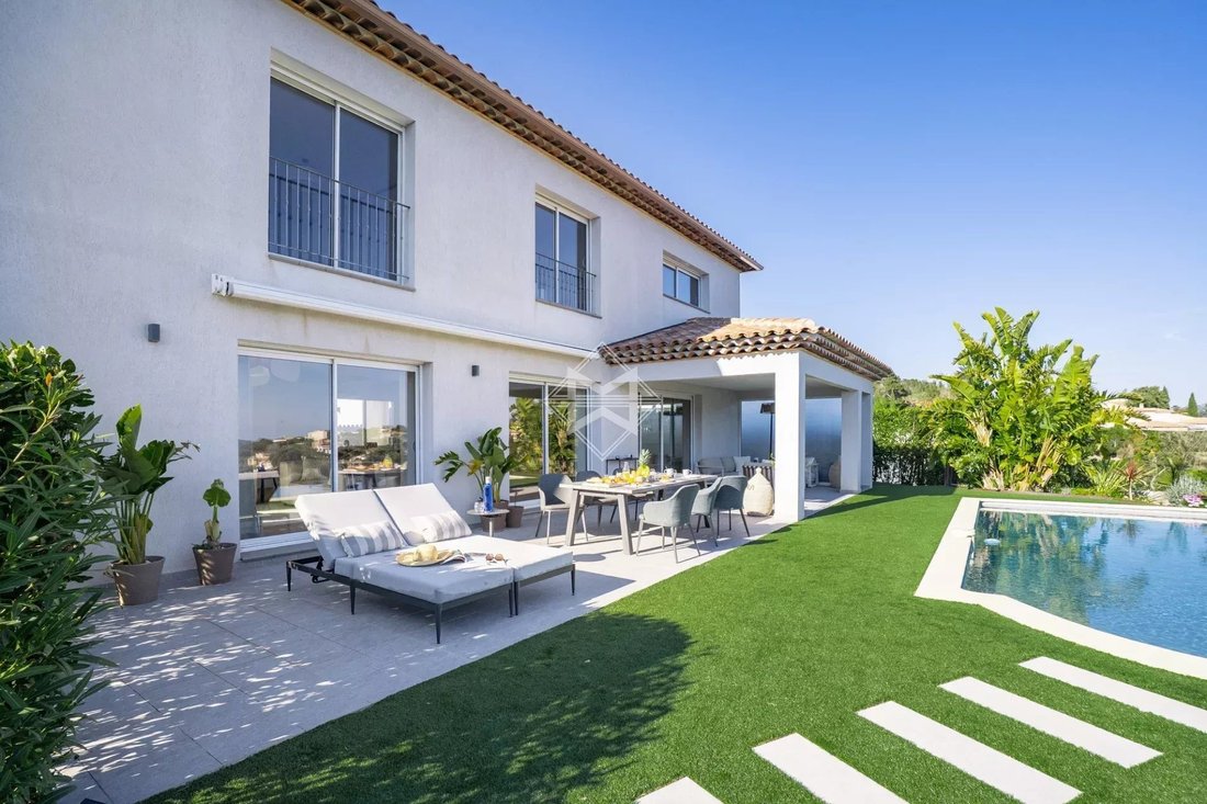 Villa in Les Adrets-de-l'Estérel, Provence-Alpes-Côte d'Azur, France 3 - 17513188
