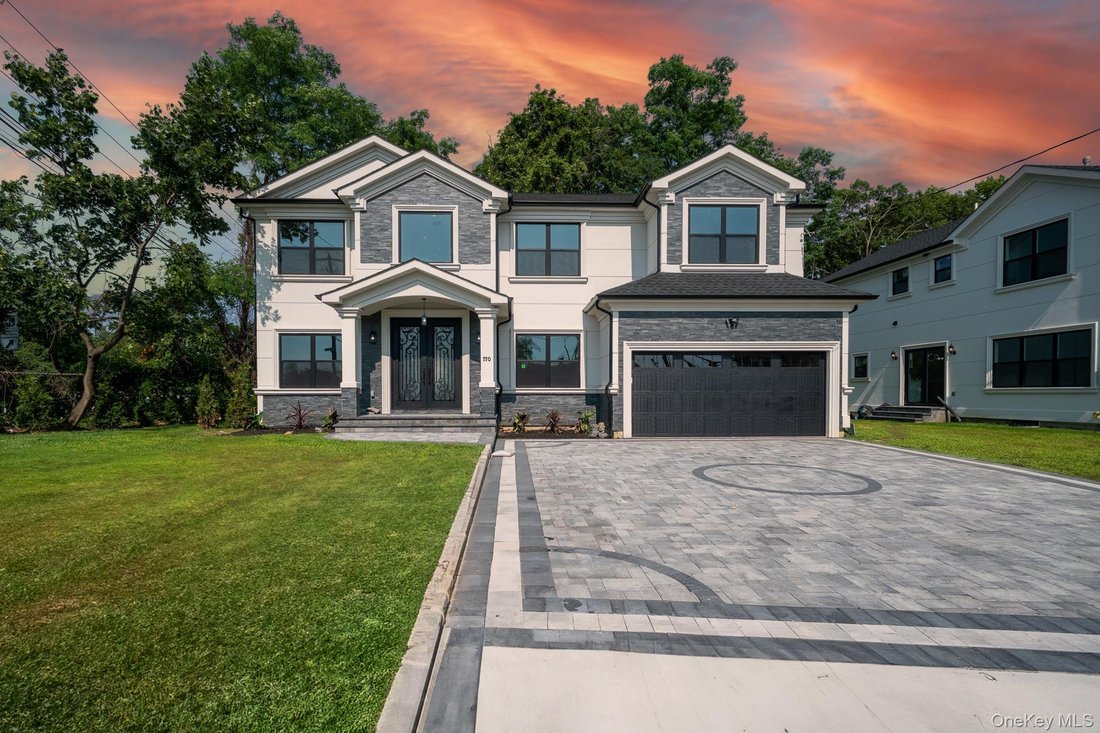 House in Syosset, New York, United States 1 - 16978906