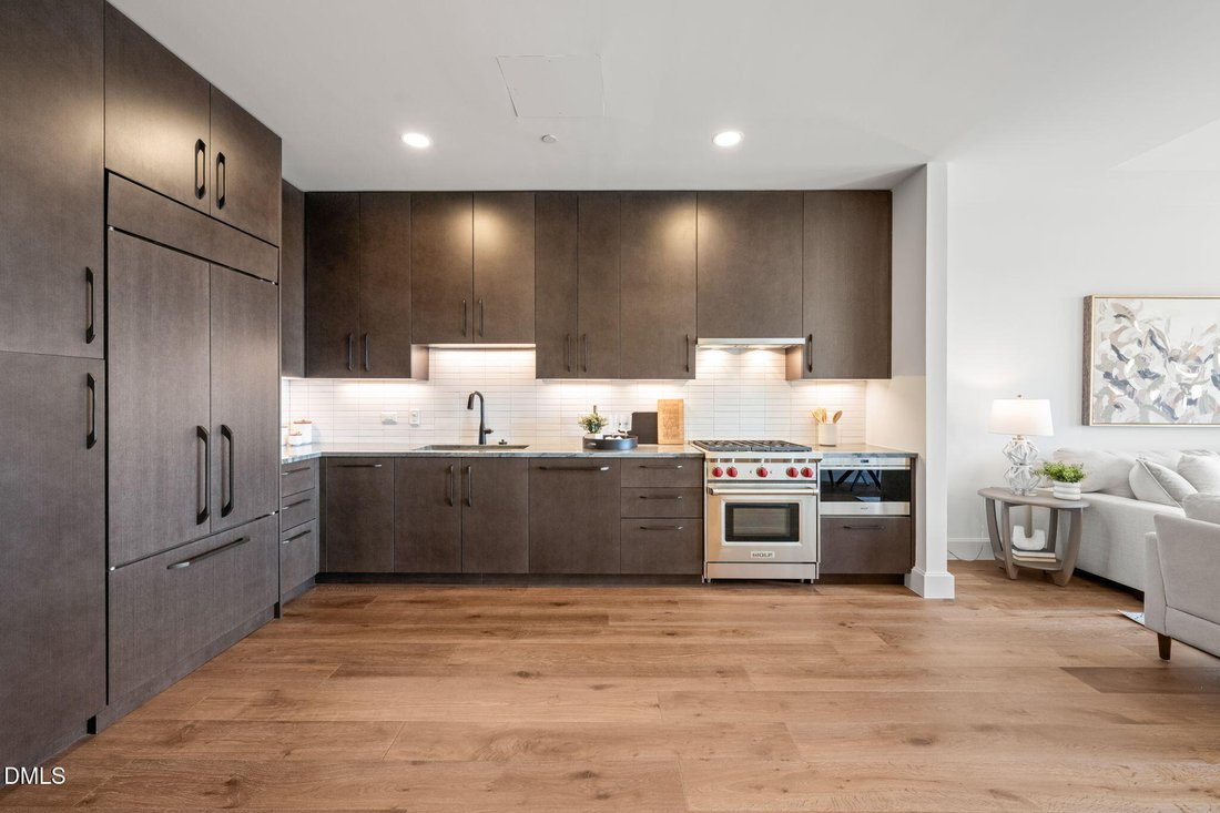 Condo in Durham, North Carolina, United States 2 - 16891585