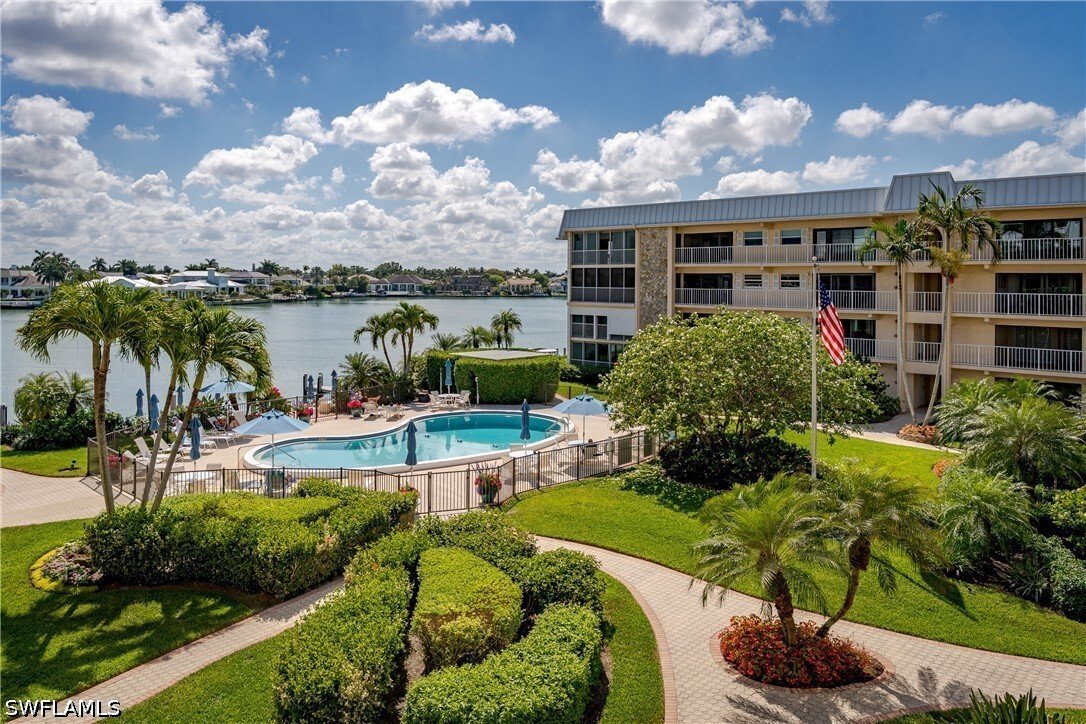 Condo in Naples, Florida, United States 2 - 17514081