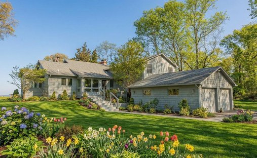 House in Setauket- East Setauket, New York, United States 1