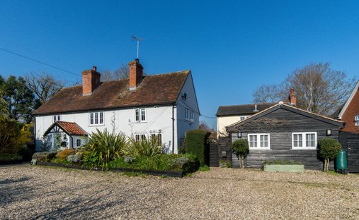 House in Shalford, England 1