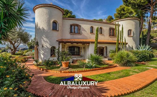 Villa a Bordighera, Liguria, Italia 1
