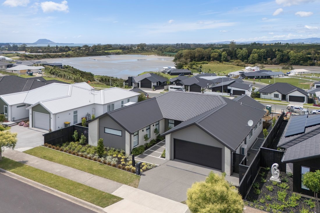 House in Omokoroa, Bay of Plenty, New Zealand 3 - 17515849