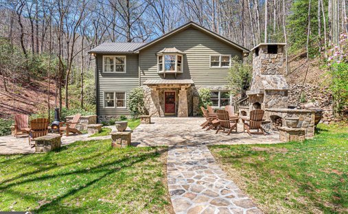 House in Sautee Nacoochee, Georgia, United States 1