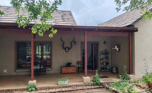 Farm Ranch in Johannesburg, Gauteng, Südafrika 1