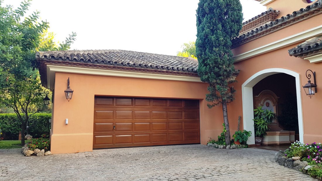 Villa in Marbella, Andalusia, Spain 2 - 17516512