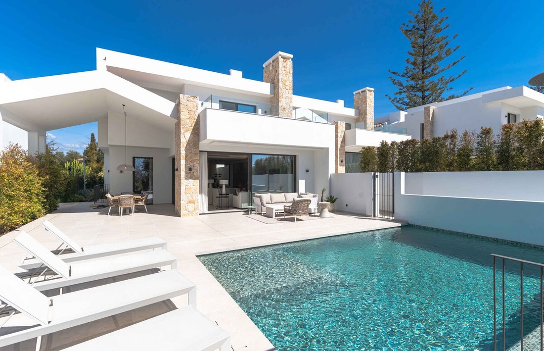 Villa in San Pedro de Alcantara, Andalusia, Spain 1 - 17516442