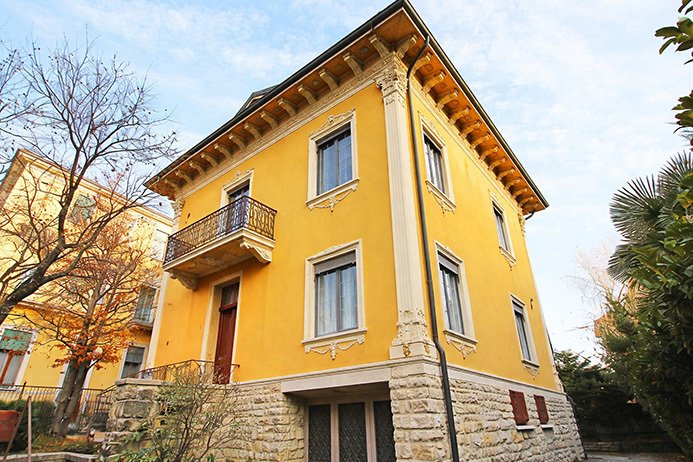 Villa in Saint Lucia, Bergamo, Italy 2 - 15244633