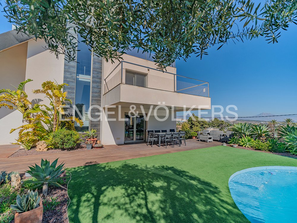 Villa in Alicante, Valencian Community, Spain 3 - 17516562
