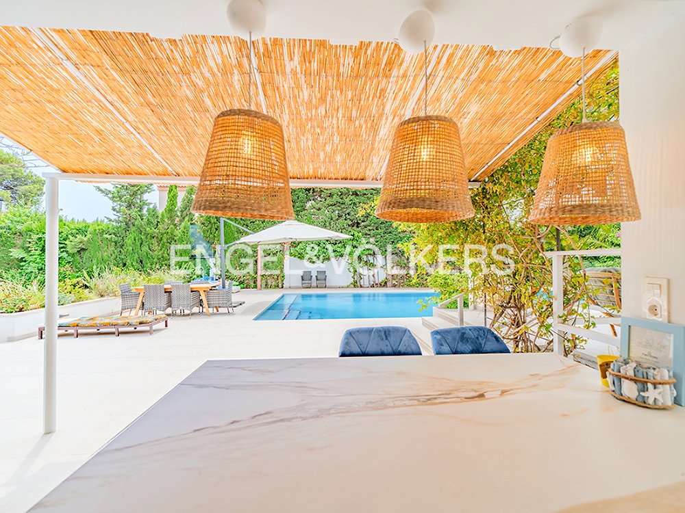 Villa in San Juan de Alicante, Valencian Community, Spain 1 - 17516519