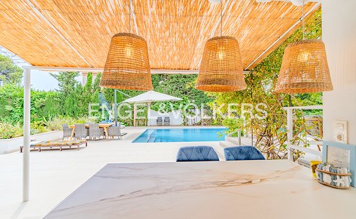 Villa in San Juan de Alicante, Valencian Community, Spain 1