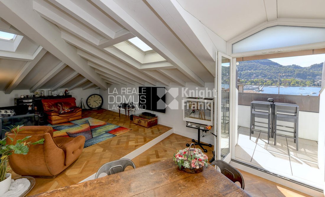 Apartment in Como Borghi, Como, Lombardy 1 - 17516642