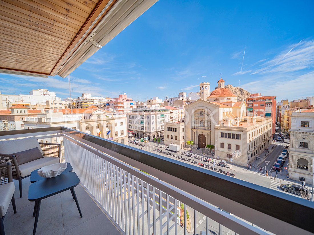 Apartment in Alicante, Valencian Community, Spain 2 - 17516765