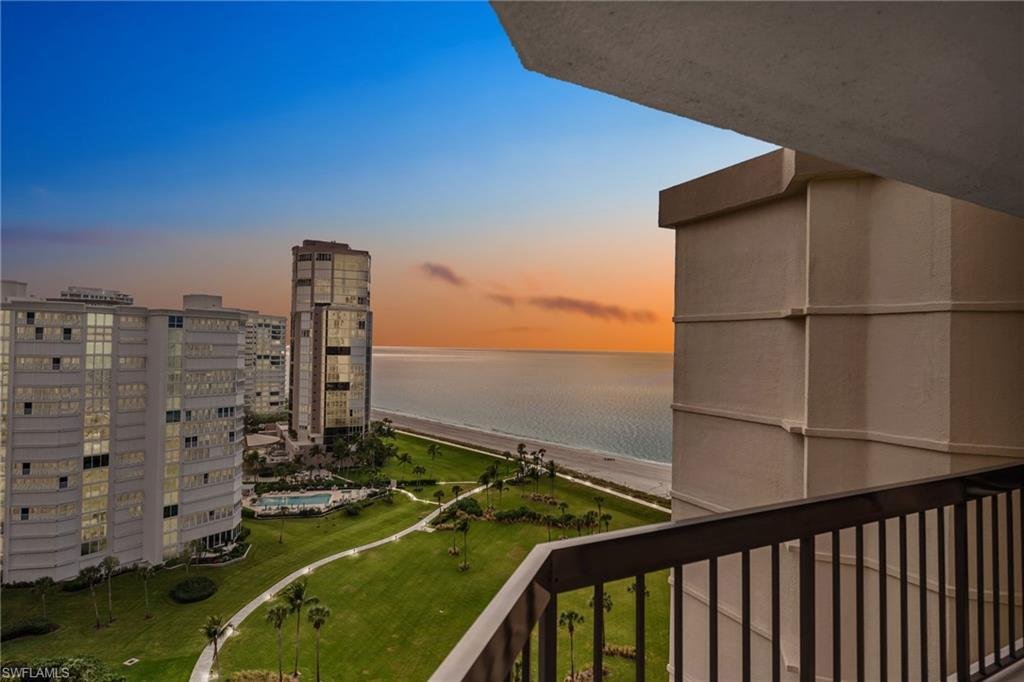 Condo in Naples, Florida, United States 4 - 16823683
