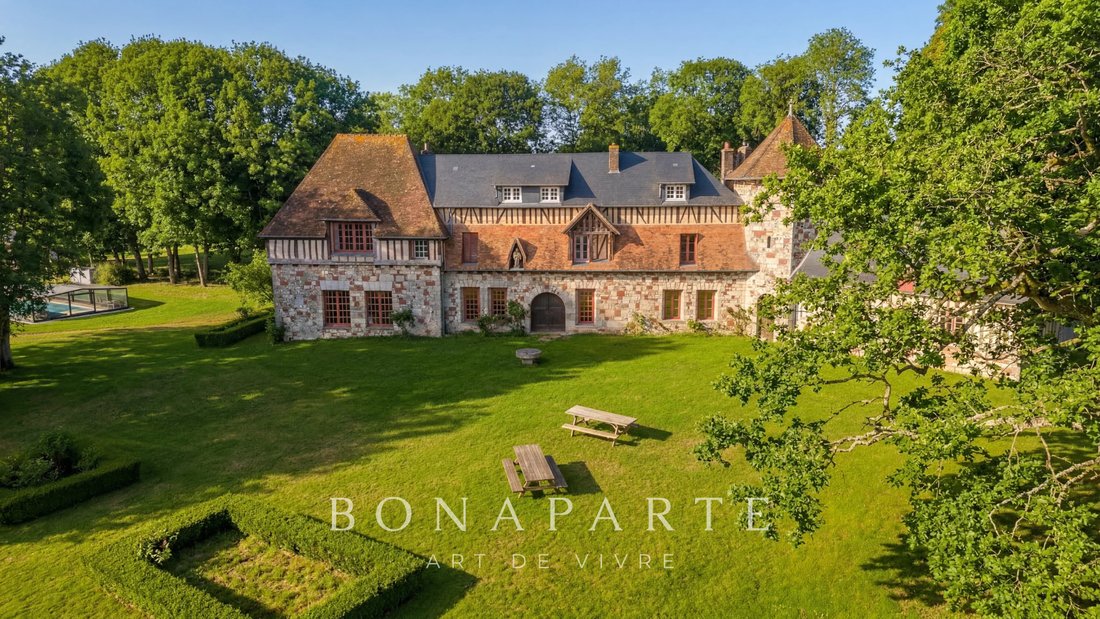Estate in Ecaquelon, Normandy, France 1 - 17516709