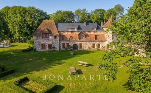 Tenuta a Ecaquelon, Normandia, Francia 1