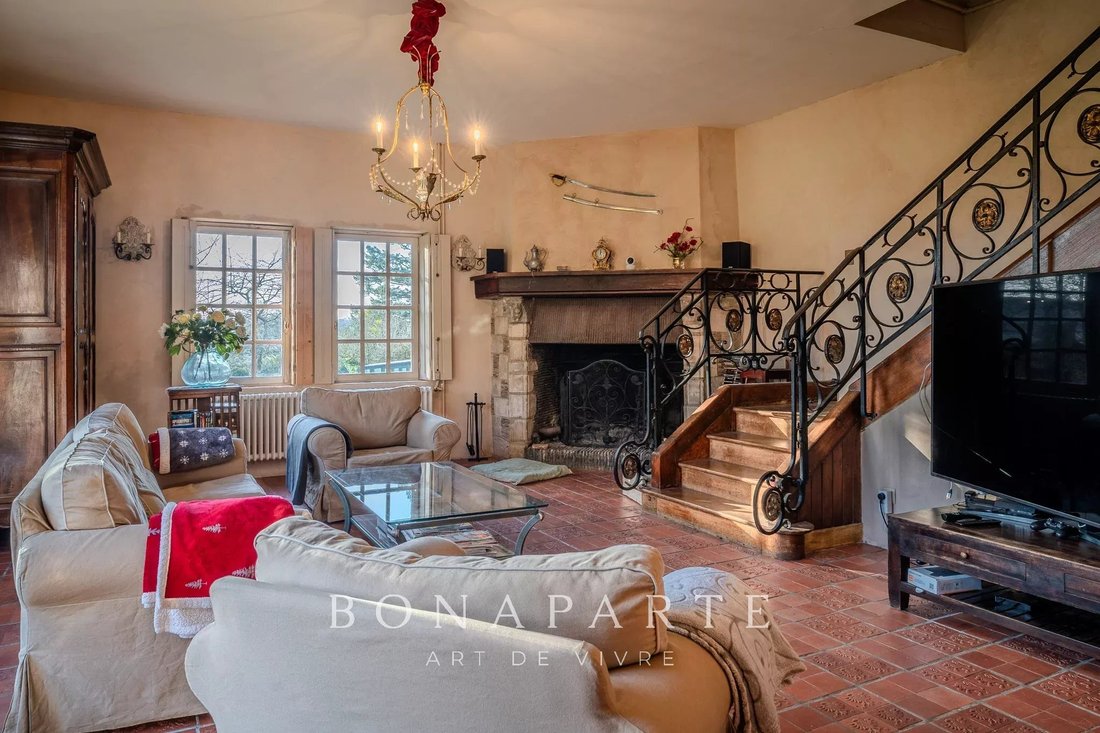 Estate in Ecaquelon, Normandy, France 2 - 17516709