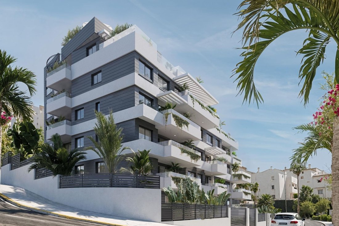 Apartment in Estepona, Andalusia, Spain 4 - 17516647