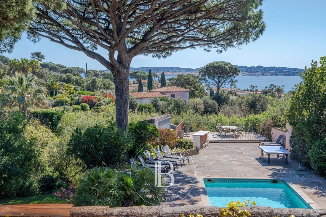 Villa in Grimaud, Provence-Alpes-Côte d'Azur, France 2 - 17061457