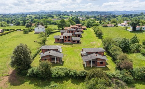 Land in Cangas del Narcea, Asturias, Spain 1
