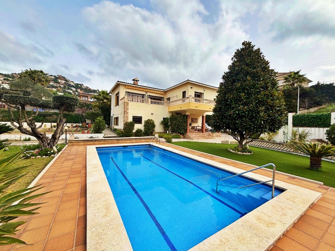 House in Lloret de Mar, Catalonia, Spain 3 - 17517234