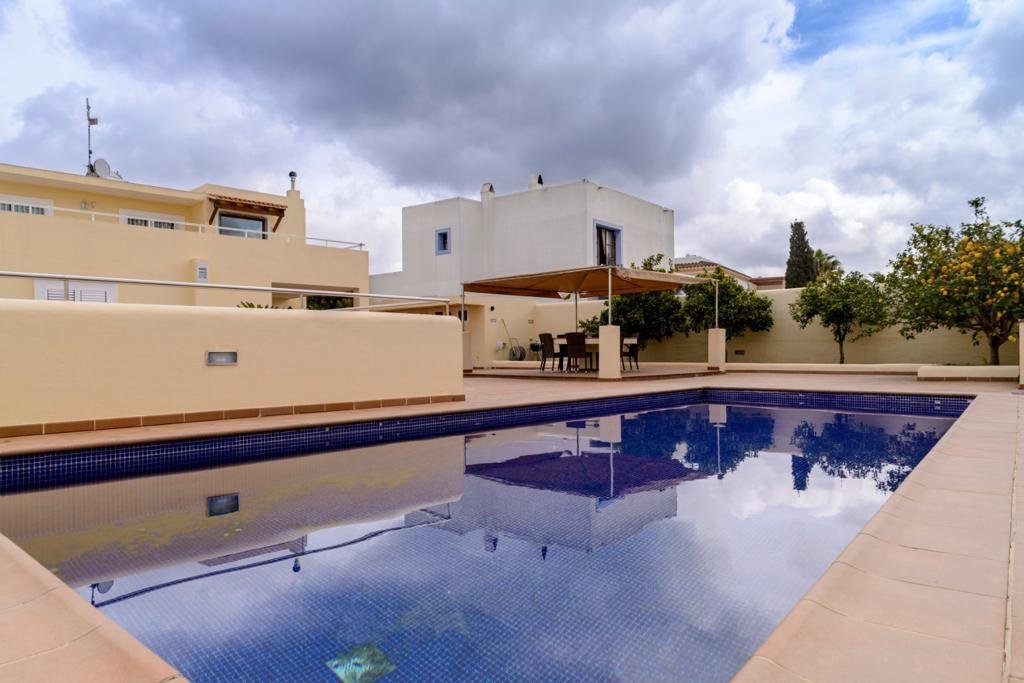 Villa in Santa Gertrudis de Fruitera, Santa Eularia des Riu, Balearic Islands 1 - 17517491