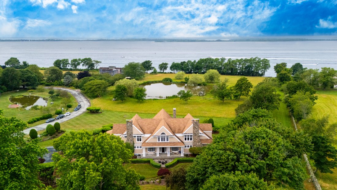 House in Bristol, Rhode Island, United States 1 - 17517704