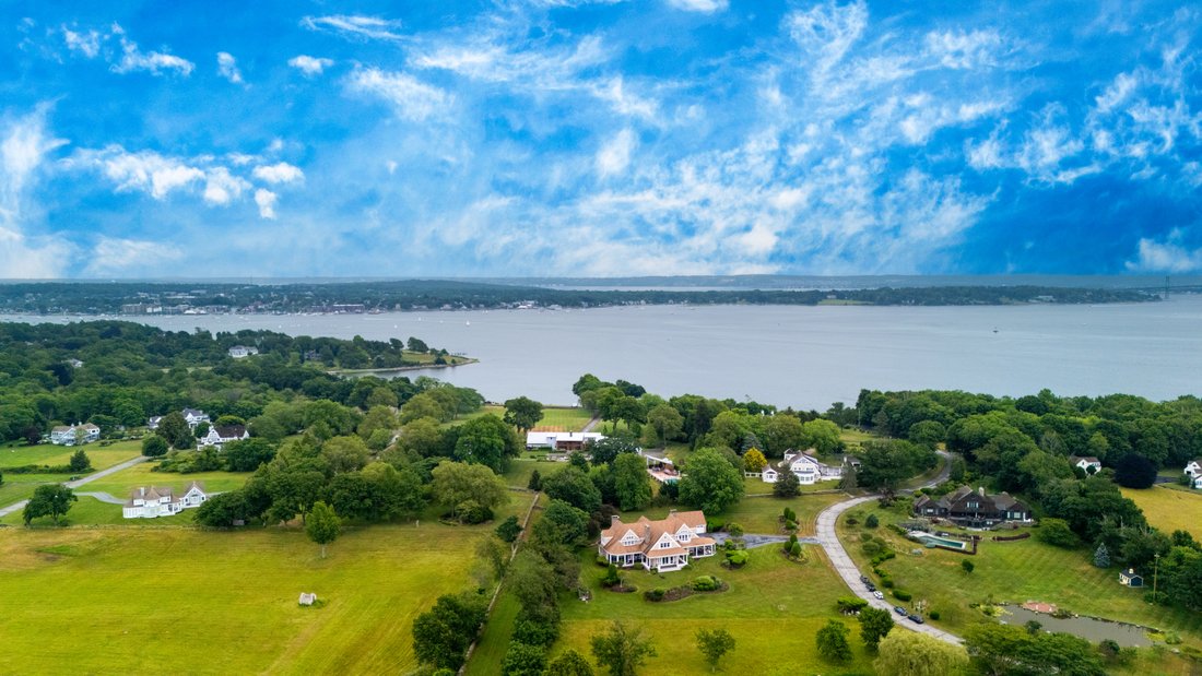 House in Bristol, Rhode Island, United States 3 - 17517704