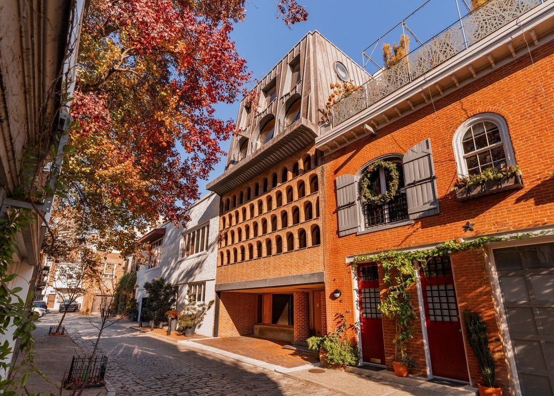 House in Philadelphia, Pennsylvania, United States 2 - 17517702