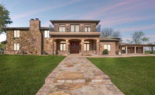 House in Decatur, Texas, United States 1