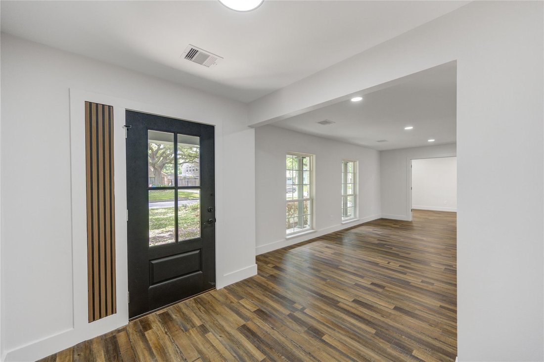 House in Houston, Texas, United States 4 - 17517868