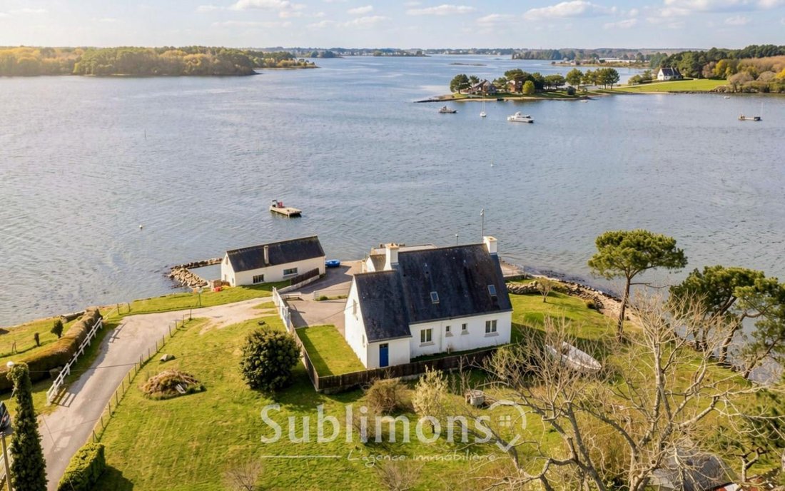 House in Locoal-Mendon, Brittany, France 1 - 16654405