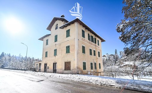 Maison à Ruffré-Mendola, Trentin-Haut-Adige, Italie 1