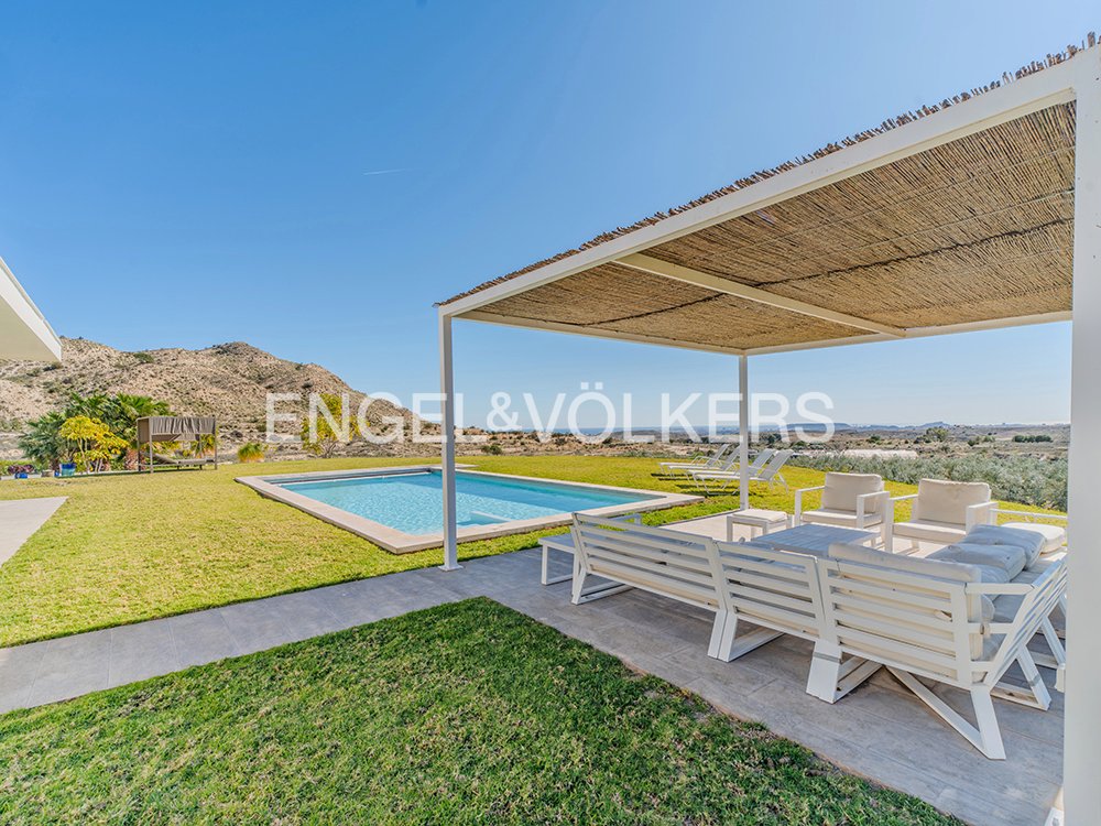 Villa in Alicante, Valencian Community, Spain 4 - 17518105