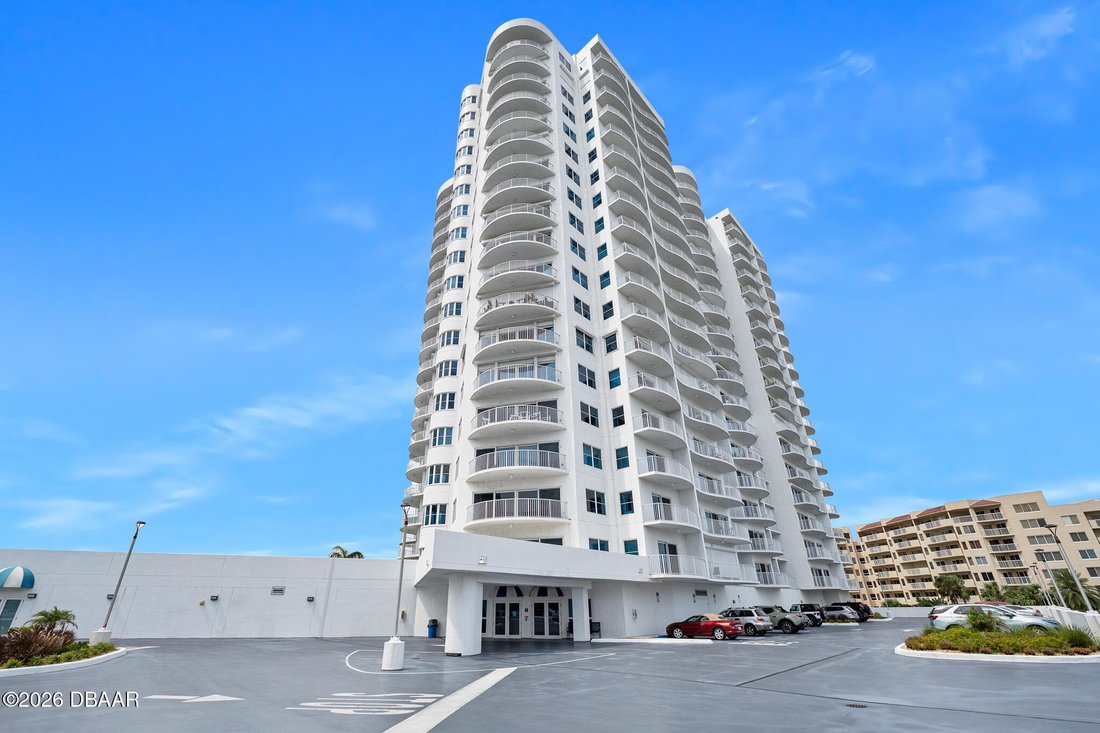 Condo in Daytona Beach, Florida, United States 3 - 17518441