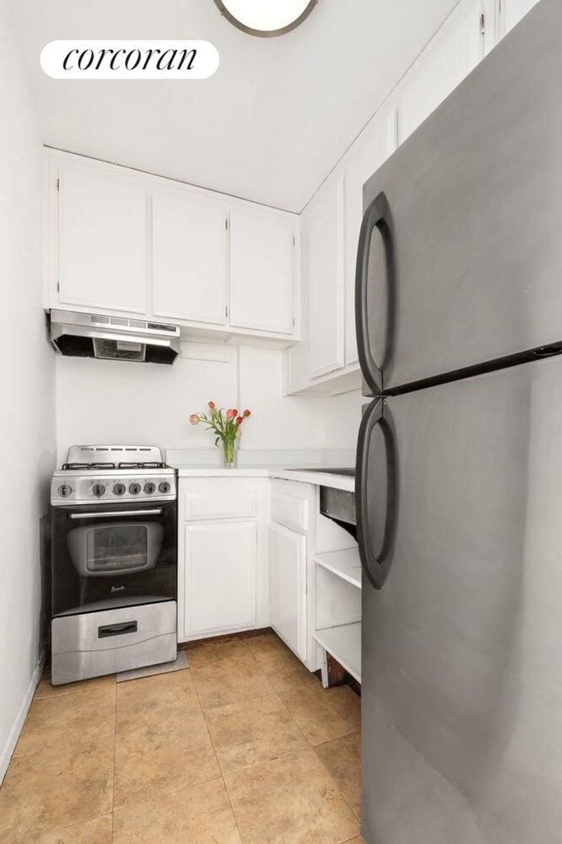 Co Op in New York, New York, United States 5 - 17517976