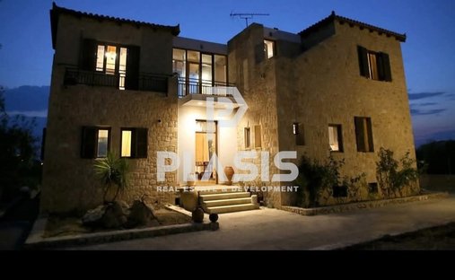 House in Kipseli Municipal Community, Attica, Greece 1