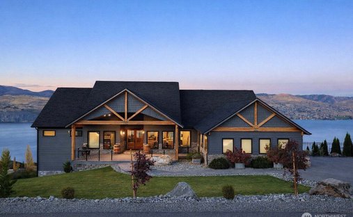 House in Chelan, Washington, United States 1