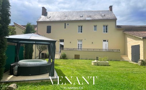 House in Cénac-et-Saint-Julien, Nouvelle-Aquitaine, France 1