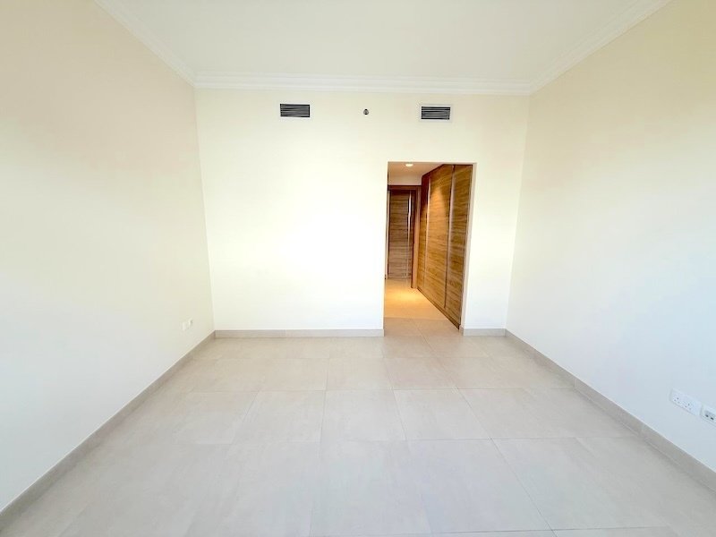 Apartment in Muhaisnah, Dubai, United Arab Emirates 3 - 17518207