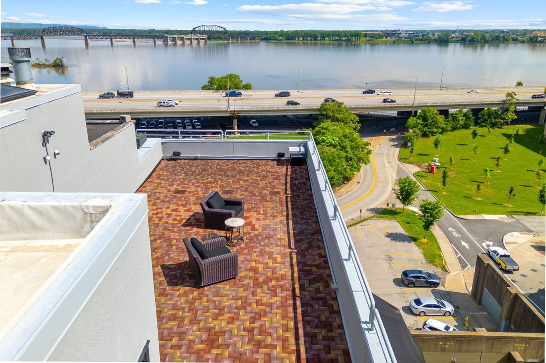 Condo in Watterson Park, Kentucky, United States 3 - 17517984