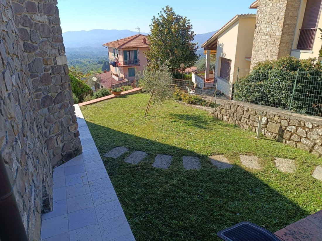 Villa in Borgo a Cascia, Reggello, Tuscany 1 - 17518267