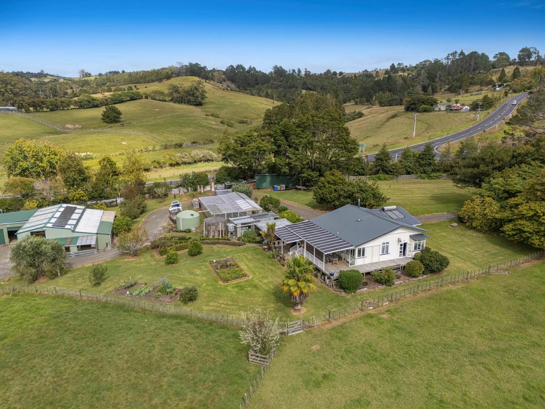 House in Kaukapakapa, Auckland, New Zealand 2 - 17525335