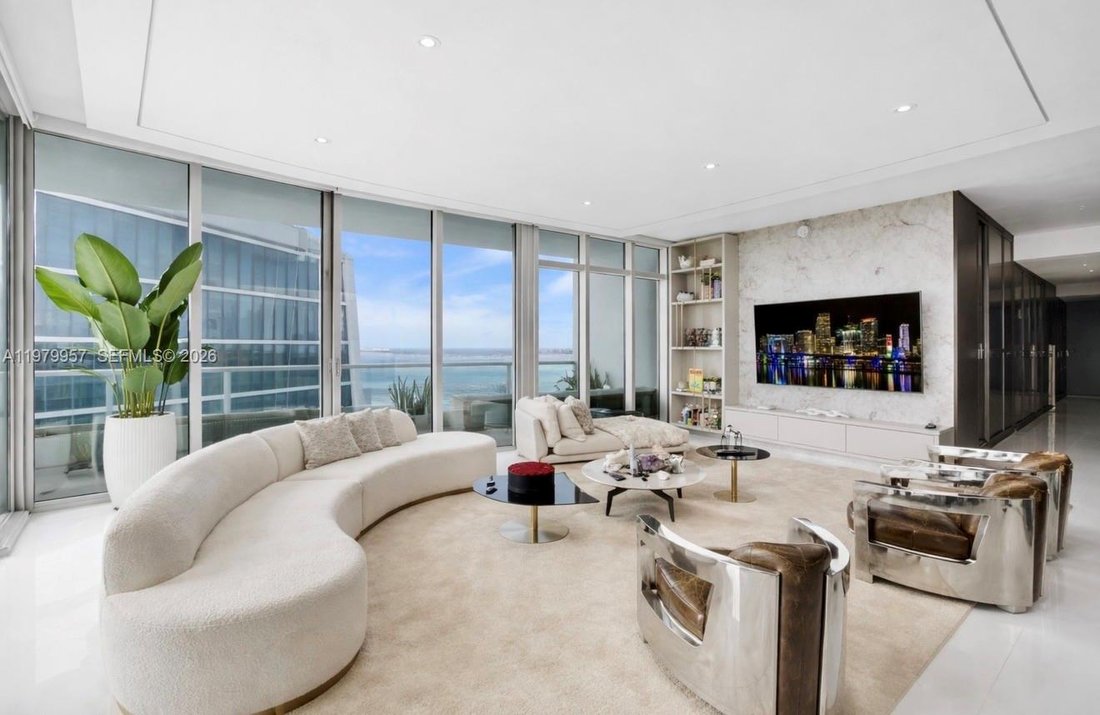Condo in Miami, Florida, United States 1 - 17520270