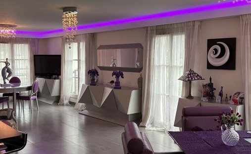 Apartment in Ville Sud Ouest, Fontainebleau, France 1