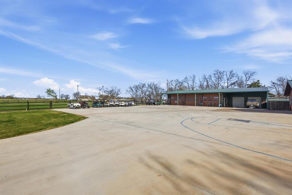 House in Sanger, Texas, United States 4 - 17522032